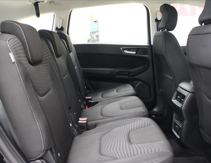 Ford S-MAX 13
