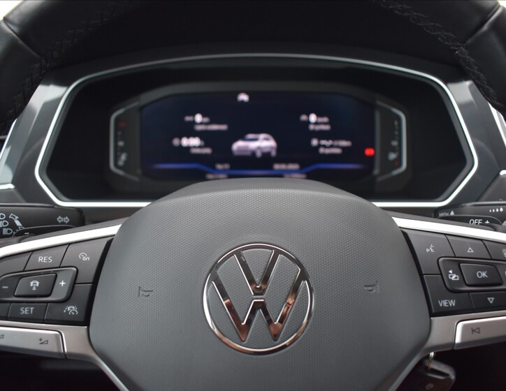 Volkswagen Tiguan 49