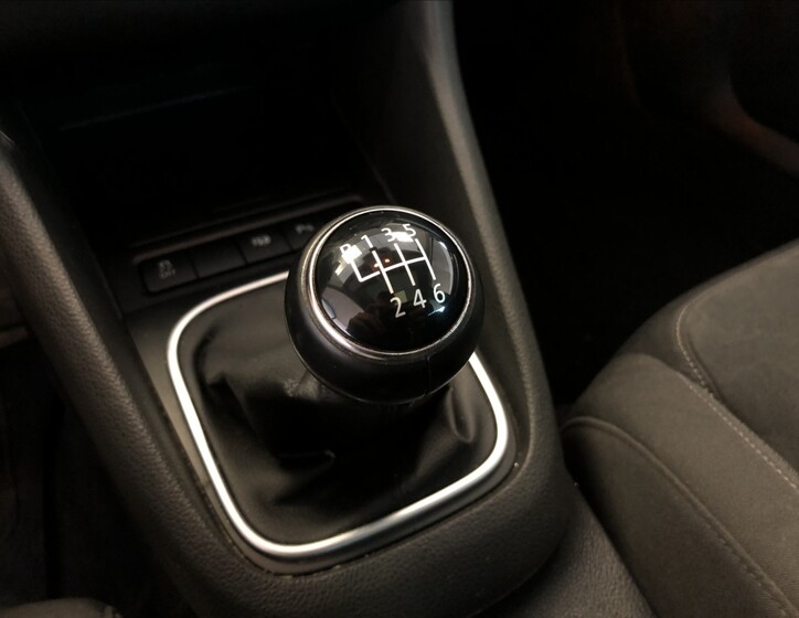 Volkswagen Golf 15