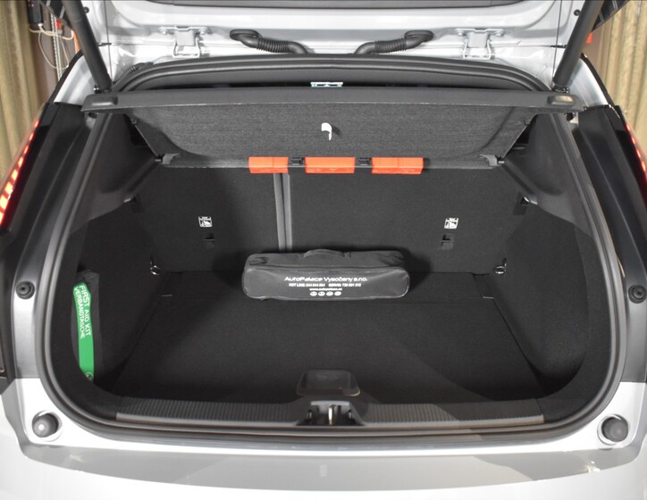 Volvo EX30 10