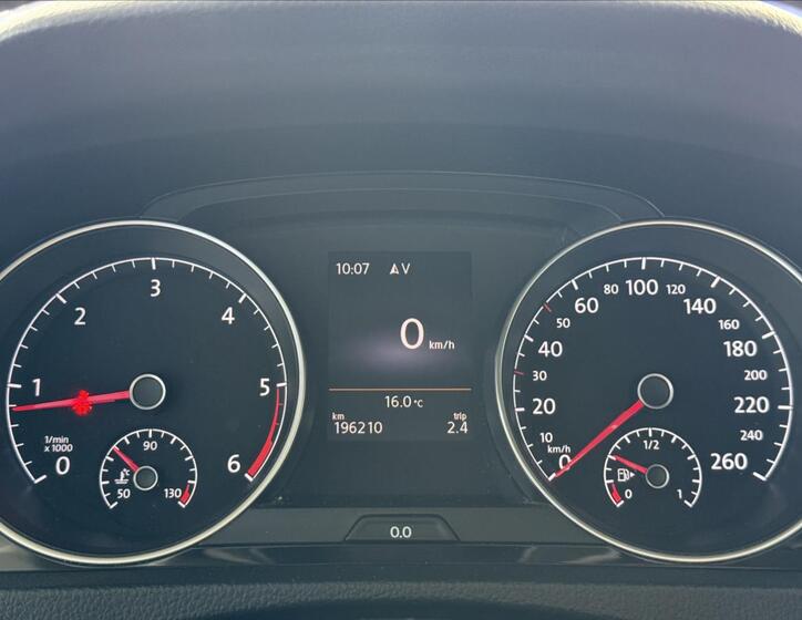 Volkswagen Golf 13