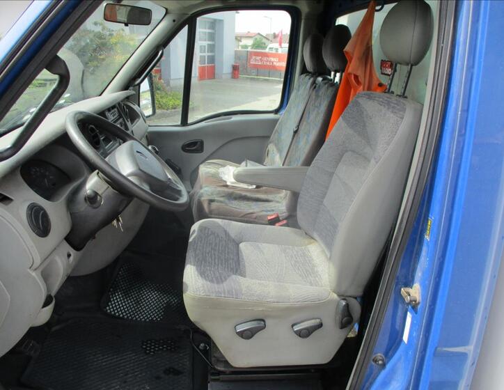 Renault Mascott 7