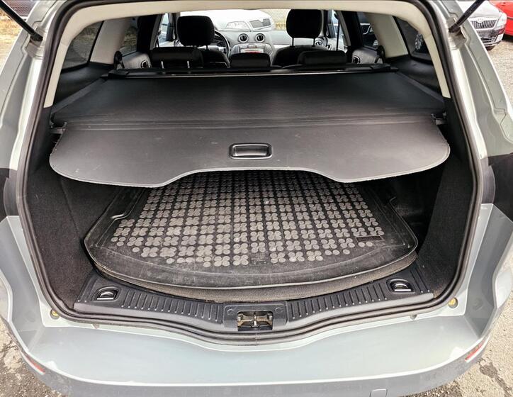 Ford Mondeo 23
