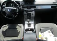 Volvo XC70 13