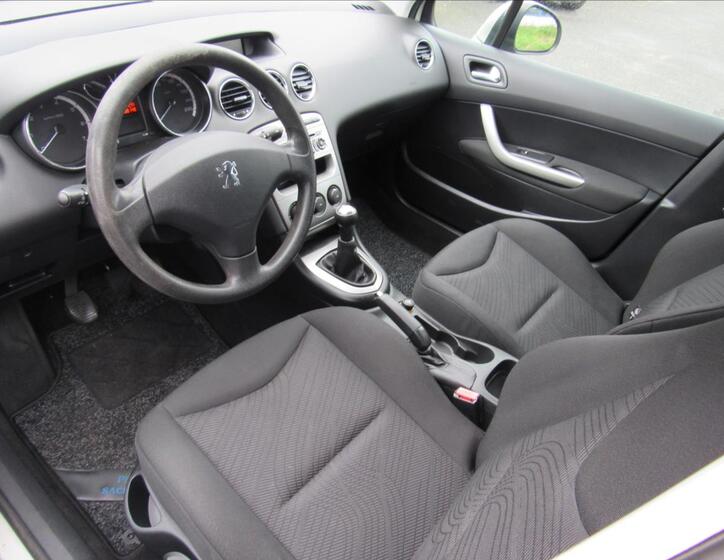Peugeot 308 9