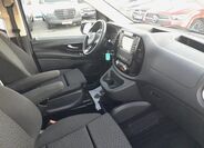 Mercedes-Benz Vito 12