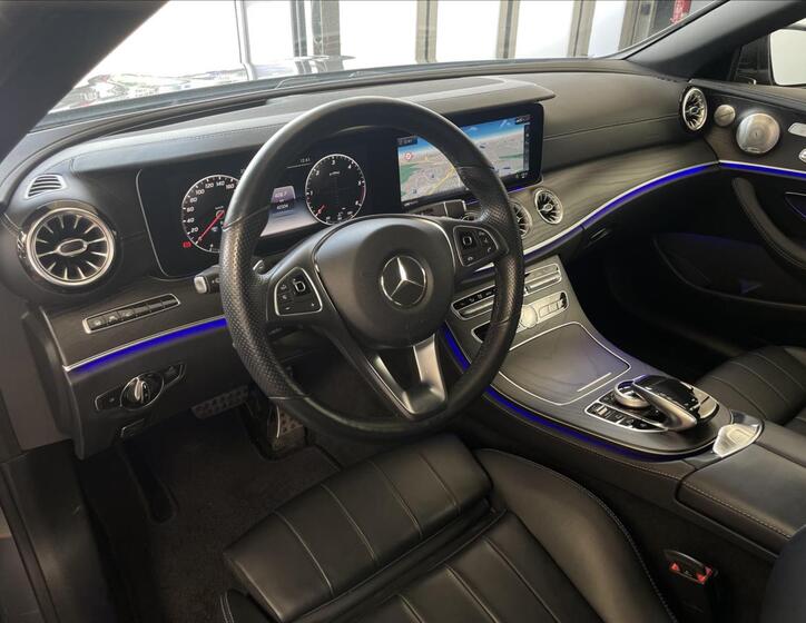 Mercedes-Benz Třídy E 9