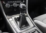 Volkswagen Golf 26