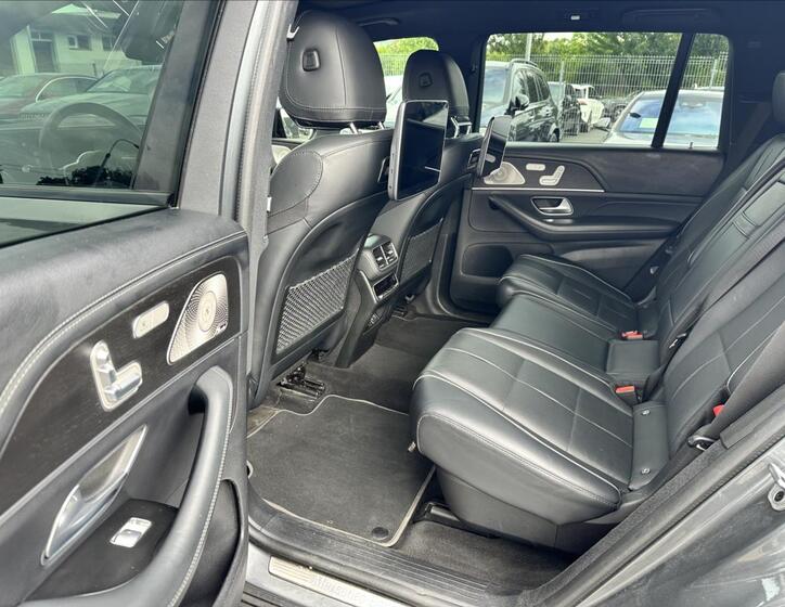 Mercedes-Benz GLS 11