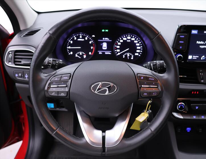 Hyundai i30 19