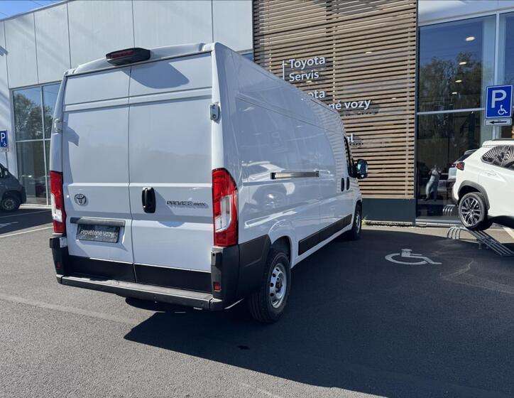Toyota Proace Max 2