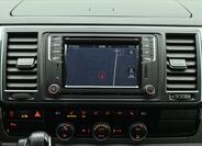 Volkswagen Multivan 19