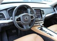 Volvo XC90 29