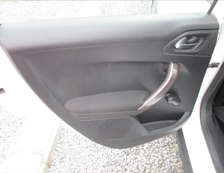 Peugeot 2008 18
