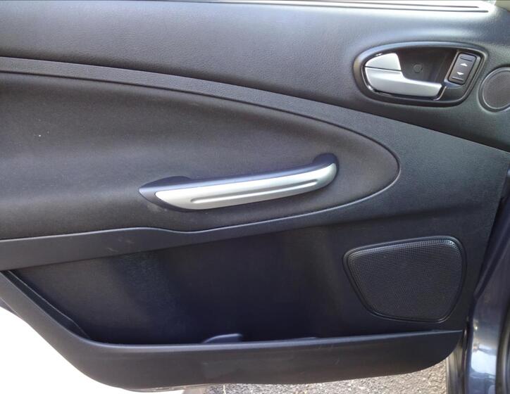 Ford S-MAX 23