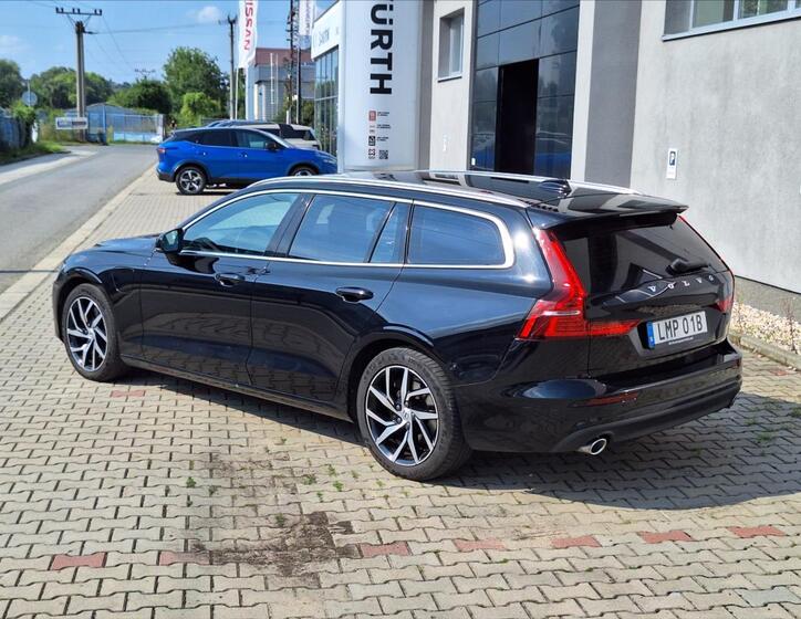 Volvo V60 4