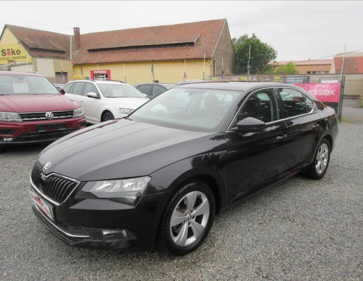 Škoda Superb 3
