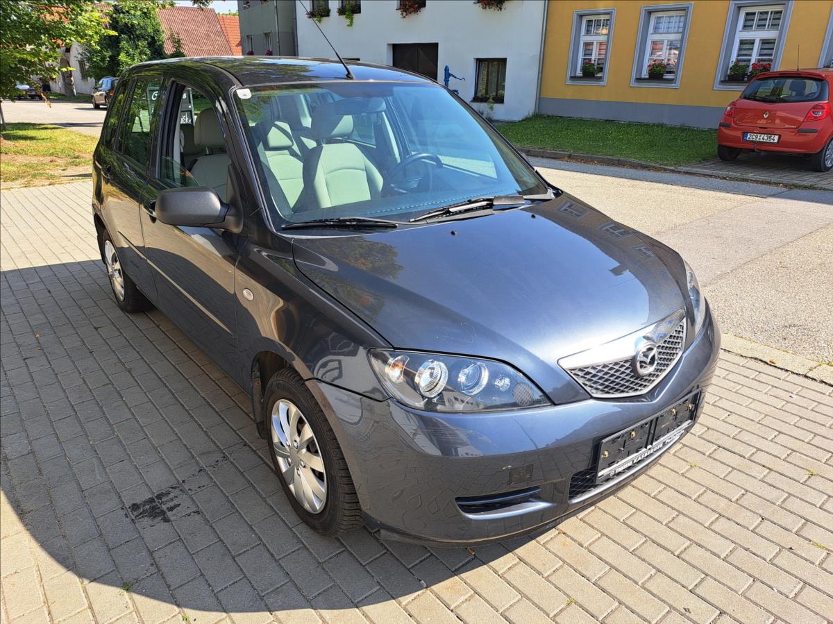Mazda 2