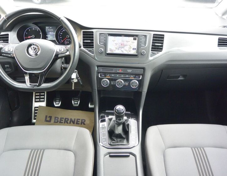 Volkswagen Golf Sportsvan 11