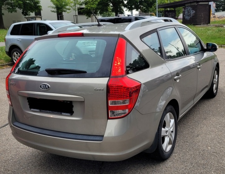 KIA Ceed 4