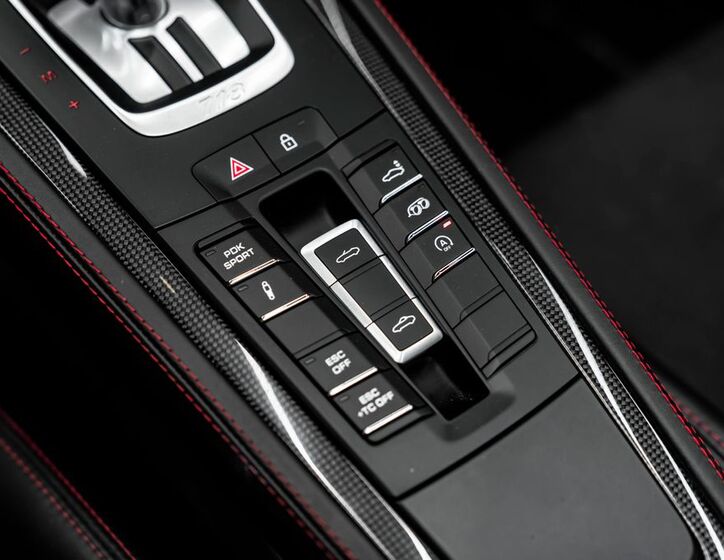 Porsche 718 25