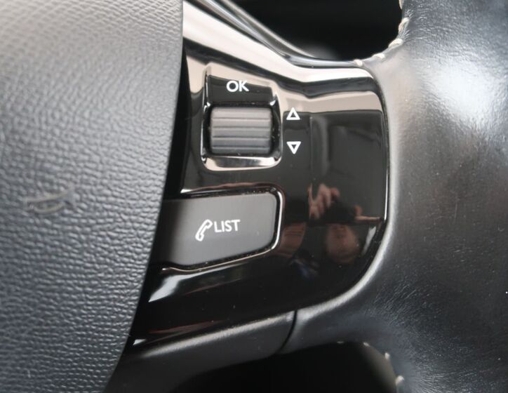 Peugeot 308 24