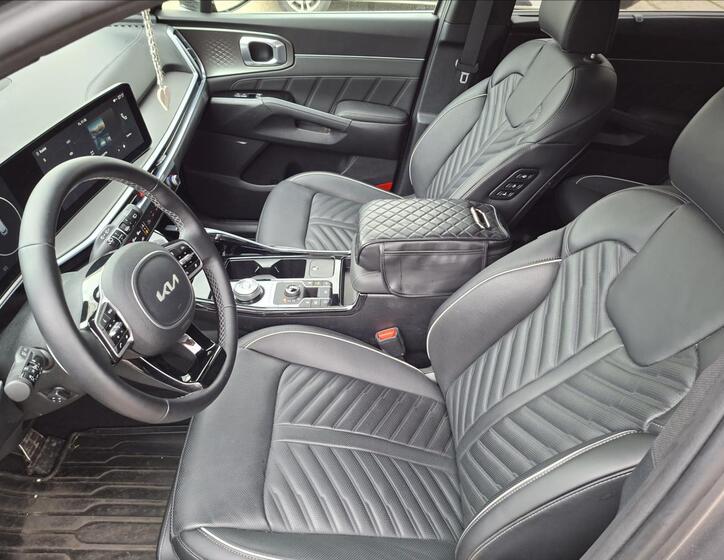 KIA Sorento 6