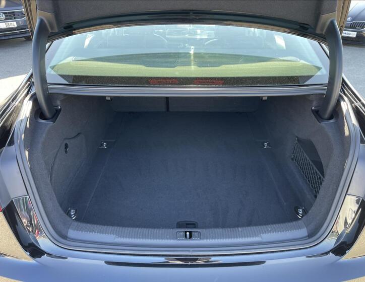 Audi A6 56