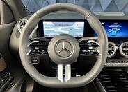 Mercedes-Benz GLA 13