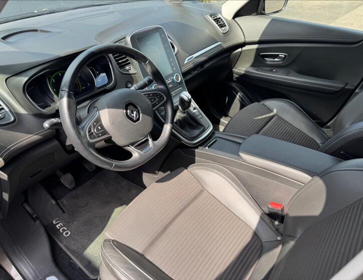 Renault Grand Scénic 12