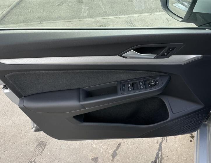 Volkswagen Golf 15