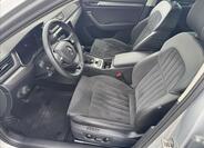 Škoda Superb 9