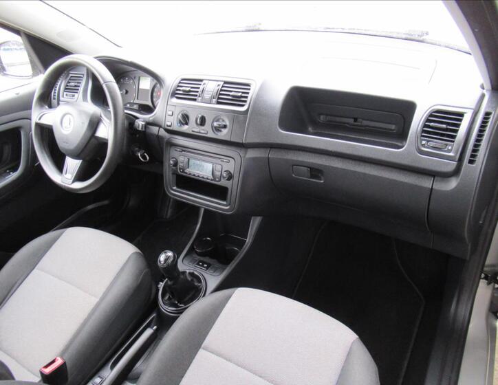 Škoda Roomster 17