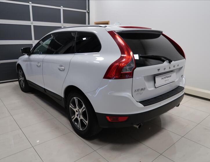 Volvo XC60 6