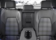 Volkswagen Golf 24