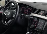Volkswagen Passat 13