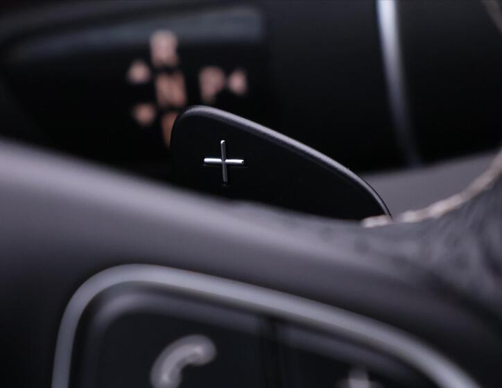 Mercedes-Benz GLA 26