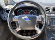 Ford Galaxy 15