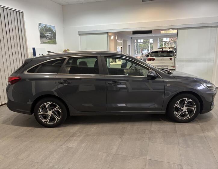 Hyundai i30 6