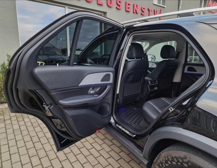 Mercedes-Benz GLE 18