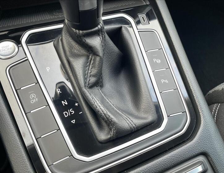 Volkswagen Passat 19