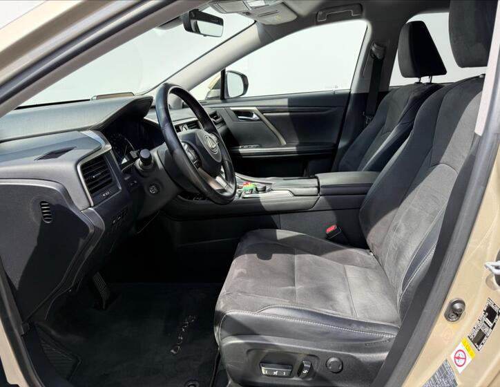 Lexus RX 450h 10