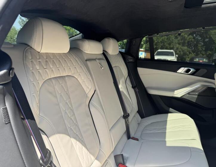 BMW X6 37