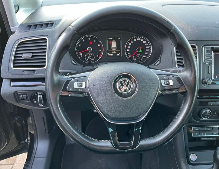 Volkswagen Sharan 19
