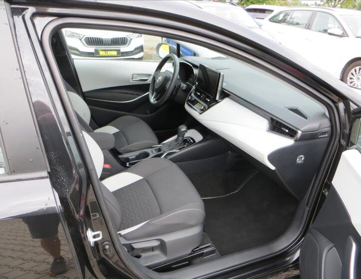 Toyota Corolla 10
