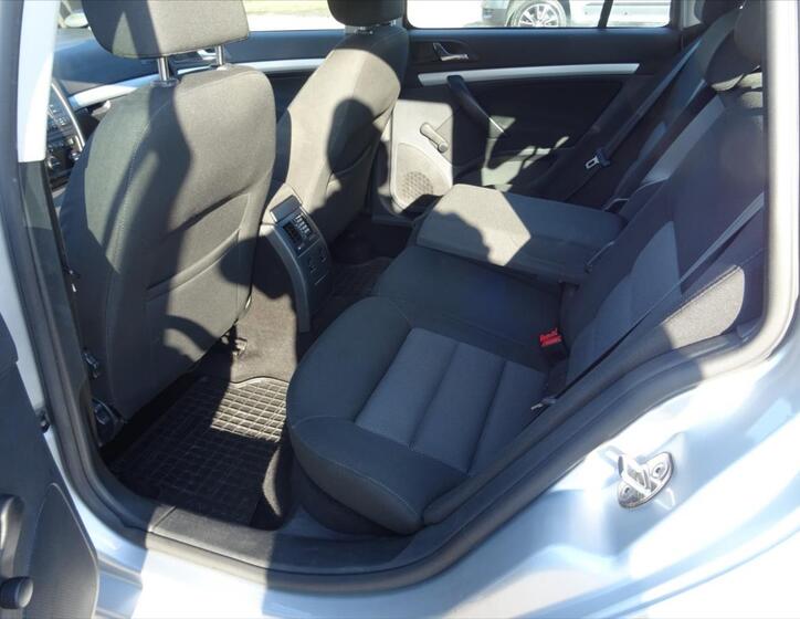 Škoda Octavia 10