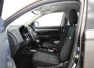 Mitsubishi Outlander 6
