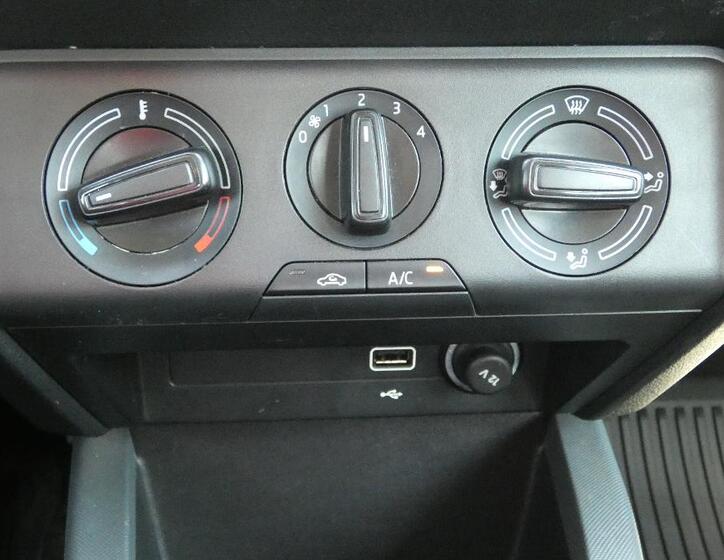 Škoda Fabia 13