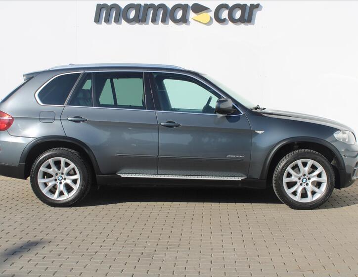 BMW X5 8