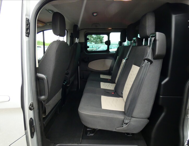 Ford Transit Custom 9